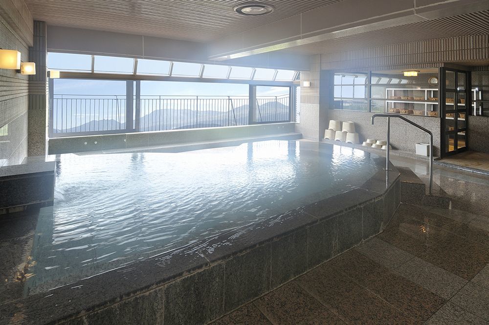 Aso Plaza Hotel Кумамото Екстериор снимка