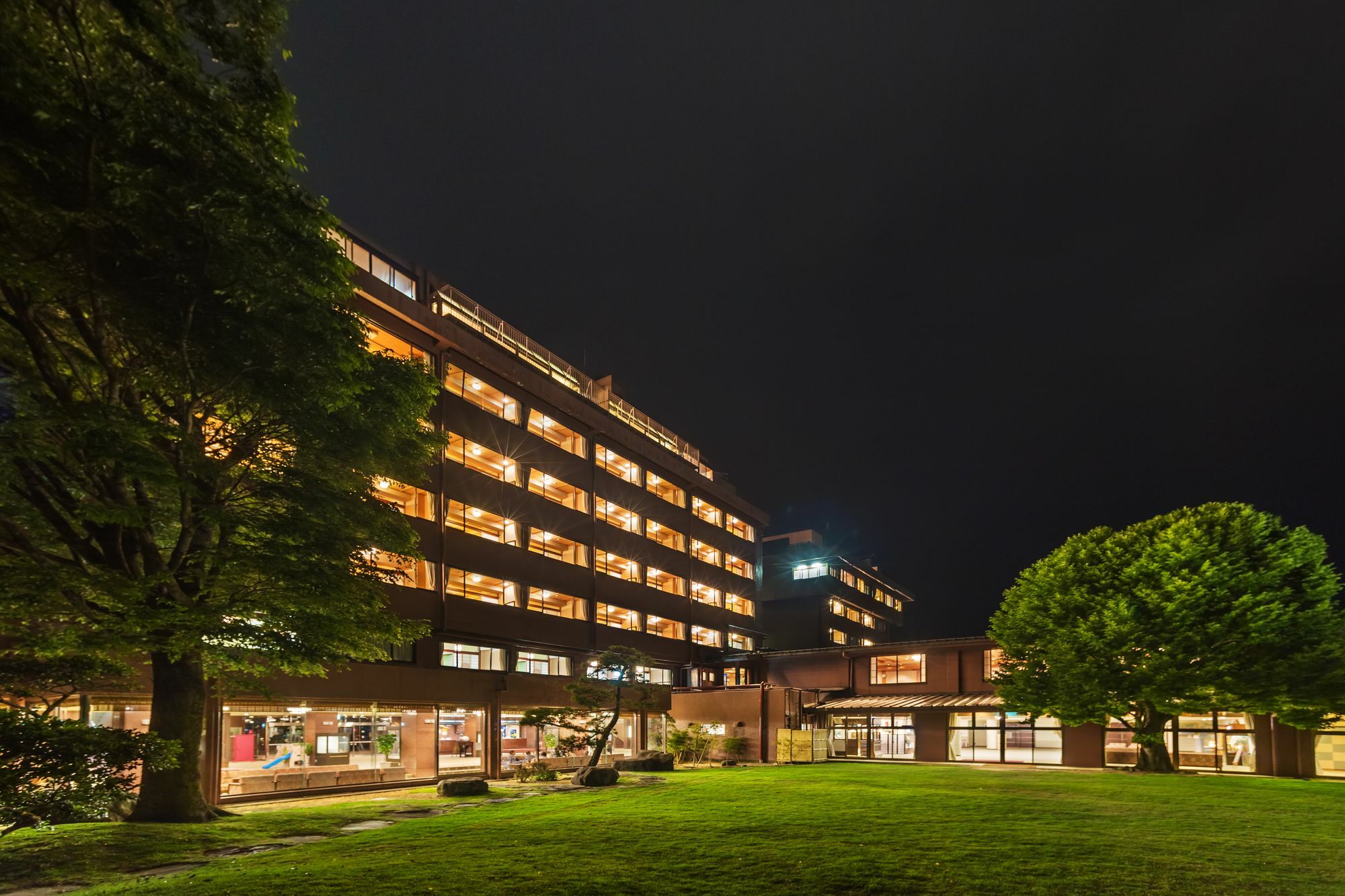 Aso Plaza Hotel Кумамото Екстериор снимка